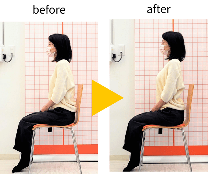 40代女性の改善例。座位の姿勢が綺麗になっている。また、腰痛が改善して仕事に集中できるようになった。